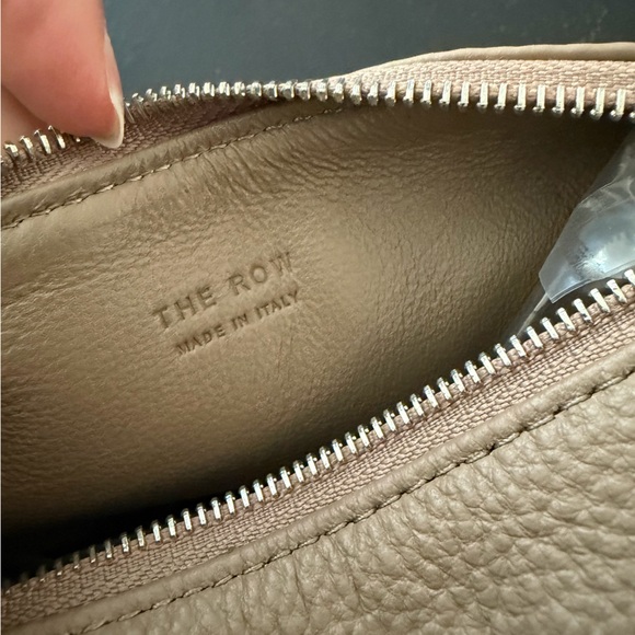 The Row inspired 90s bag in beige grey - pebbled leather - brand new! - Picture 7 of 9